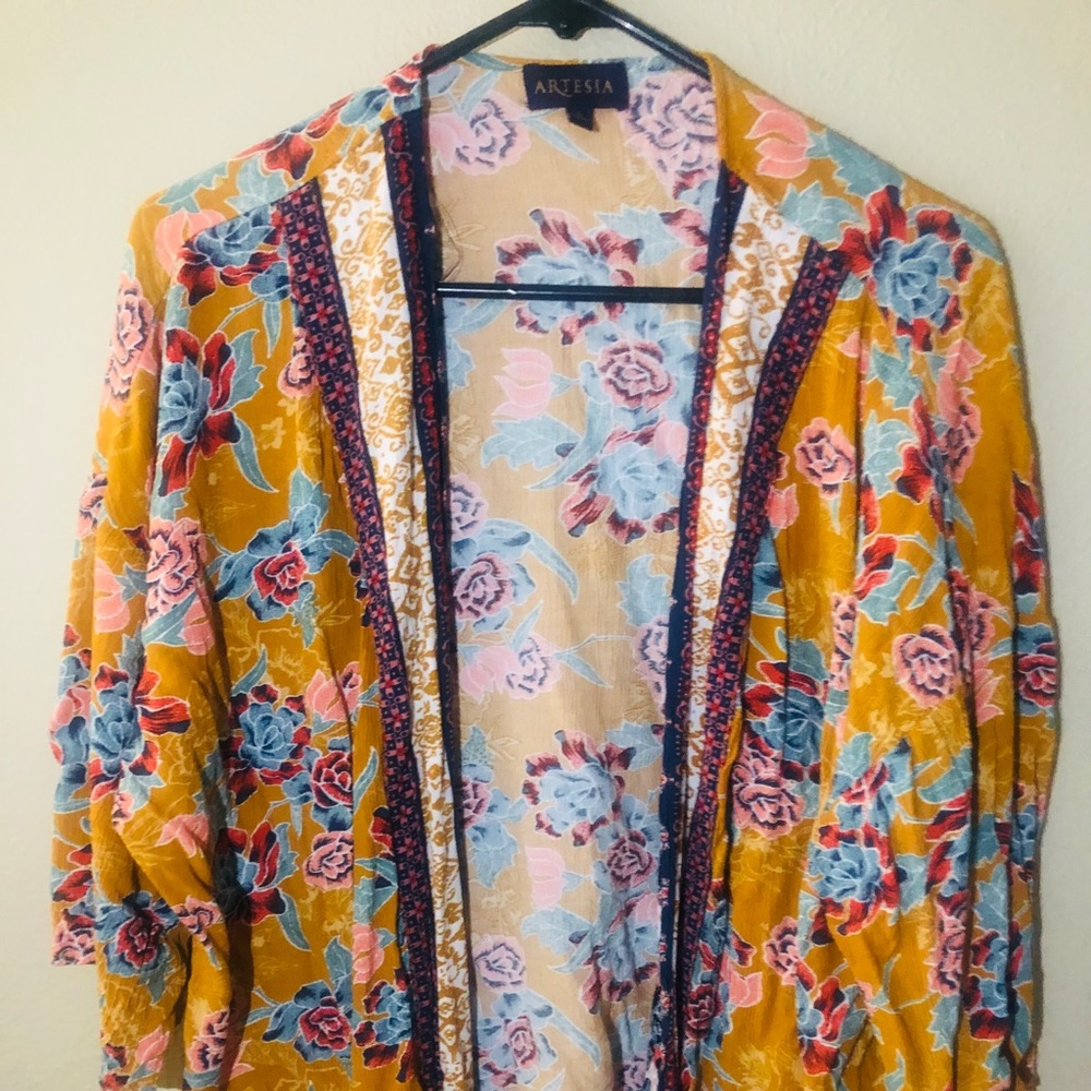 Kimano Floral